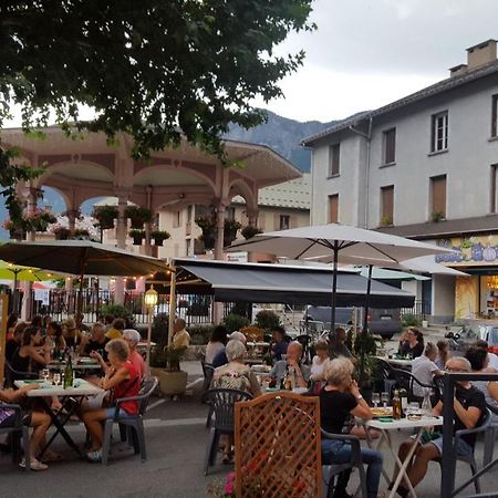 Hotel Restaurant Glaizette L'Argentiere-la-Bessee Exterior photo